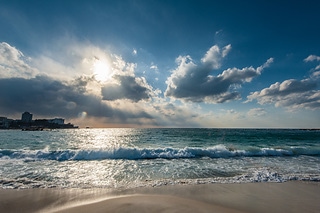 美麗夕陽的白色海灘日本和歌山白良浜Shirarahama