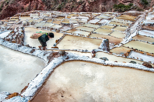 Work in the salt mines of Peru