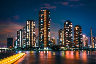 東京 河岸夜色