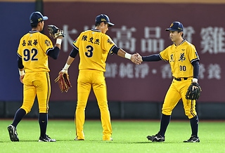 2022_09_岳政華_陳文杰_江坤宇