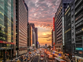 臺北忠孝西路日落